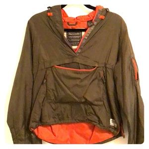 Abercrombie rain windbreaker - size small